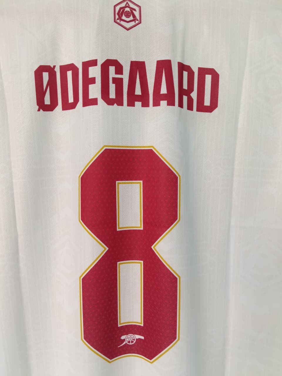 Arsenal White Retro-Inspired Fan Jersey